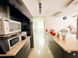 La Casa (D25), Condominium #559828791